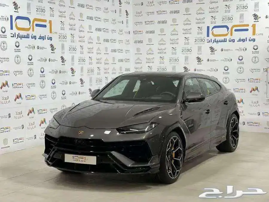 اوروس بيرفورمانتي - 2023 - 9000KM 0