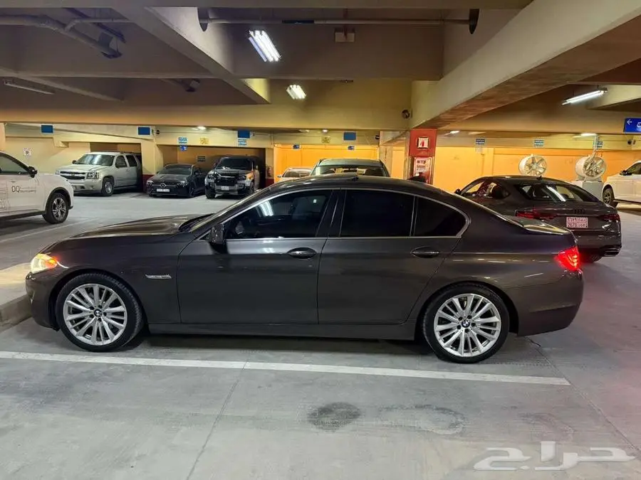 BMW 535I فل كامل - قمة النظافة - موديل 2011 5