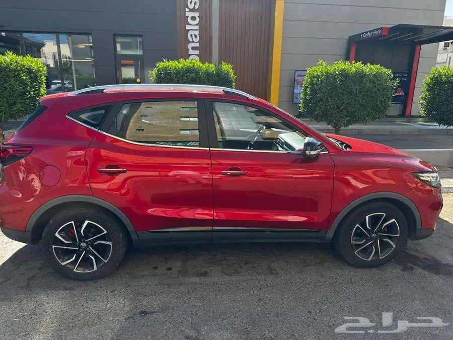 MG ZS T 2022 فل اوبشن ممشي قليل جدا 5