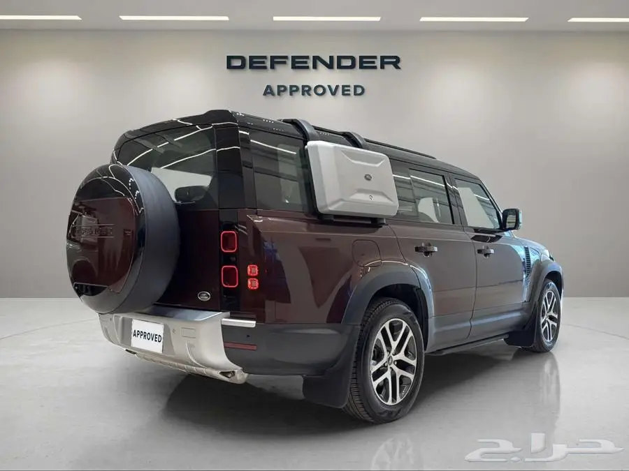 Land Rover Defender 130 SE - 2023 - 3.0 - 400PS 3
