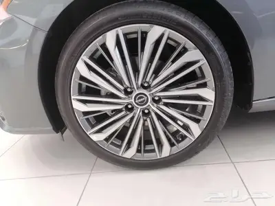 NISSAN ALTIMA SV 2025 6