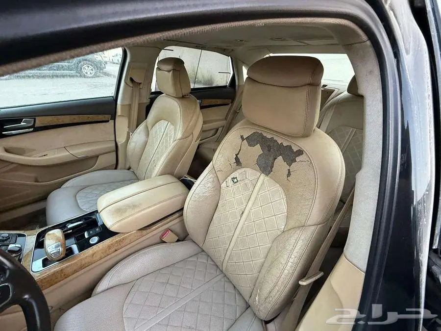 للبيع أو البدل Audi A8L 2012 على حالتها 8