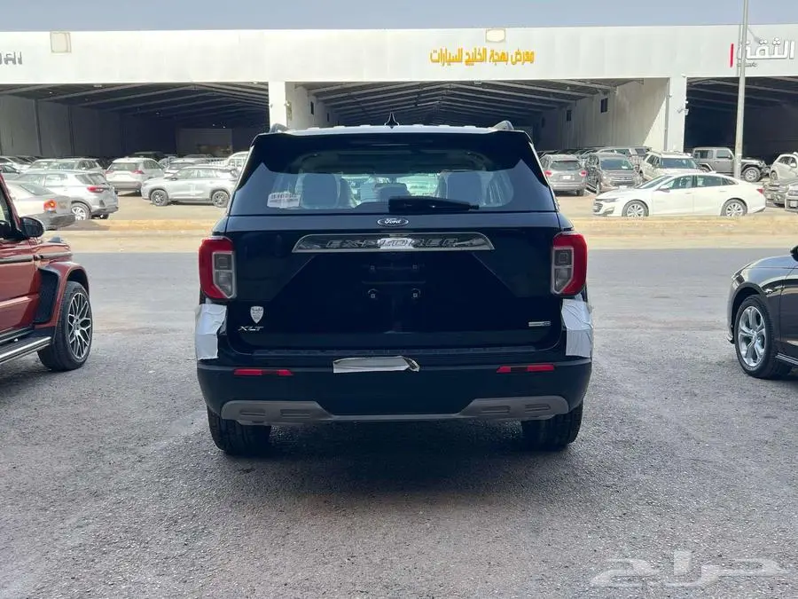 فورد اكسبلورر XLT جلد فتحة سقف 2023 صيانة مجانية-تظليل مجاني 3