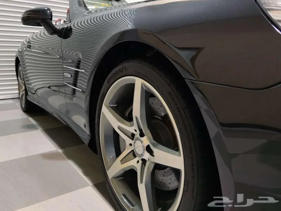 Mercedes SL550 كشف لون مميز من النوادر عالشرط 4