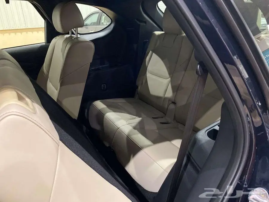 مازدا CX9 موديل 2024 فل كامل ( شبة وكاله ) ممشي 36000 10