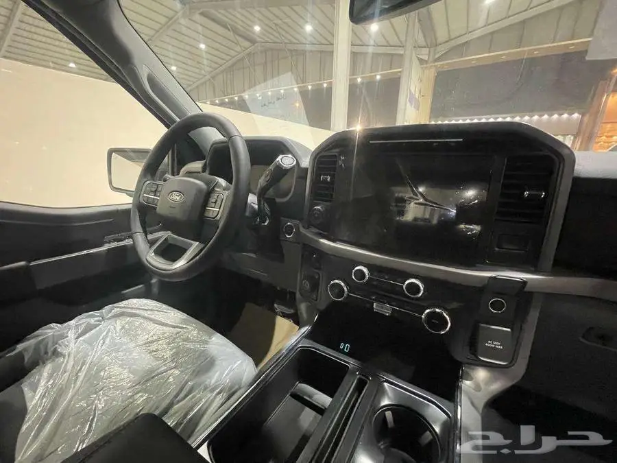 فورد F-150 XLT 2024 16