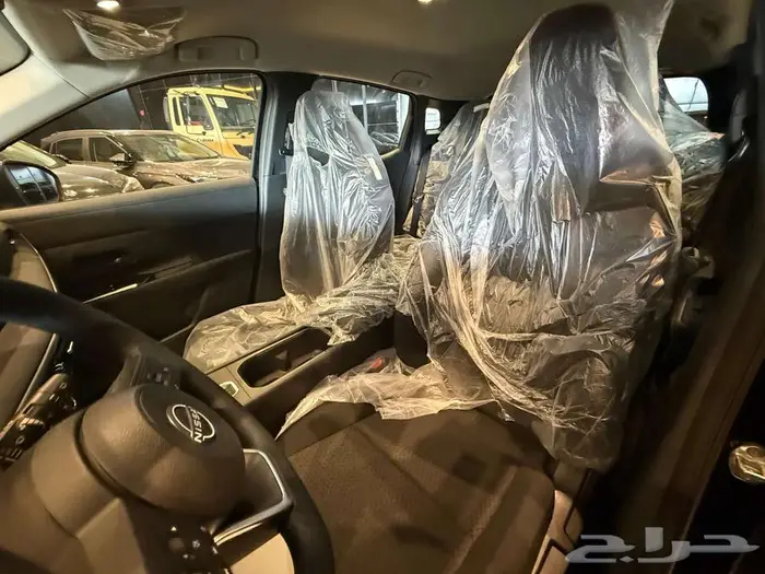 نيسان كيكس 2025 استاندرد 8