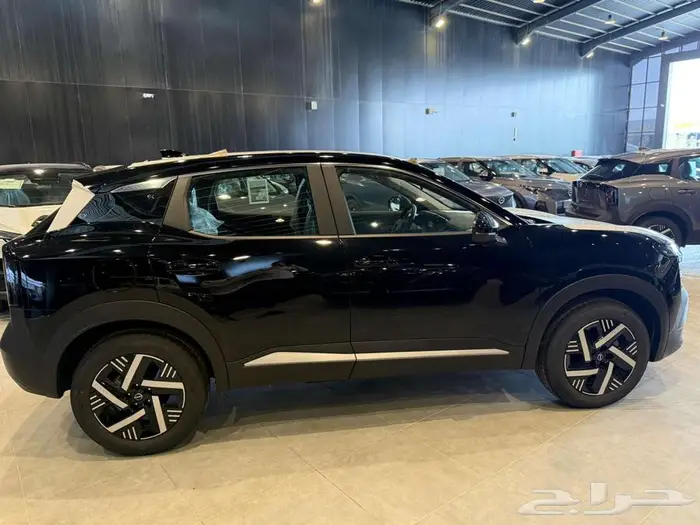 نيسان كيكس 2025 استاندرد 4