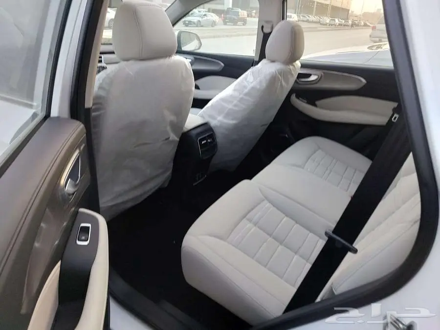 MG RX5 ام جي ار اكس 5 2023 استاندر 18