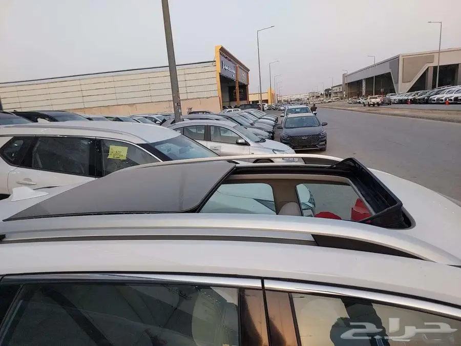MG RX5 ام جي ار اكس 5 2023 استاندر 12