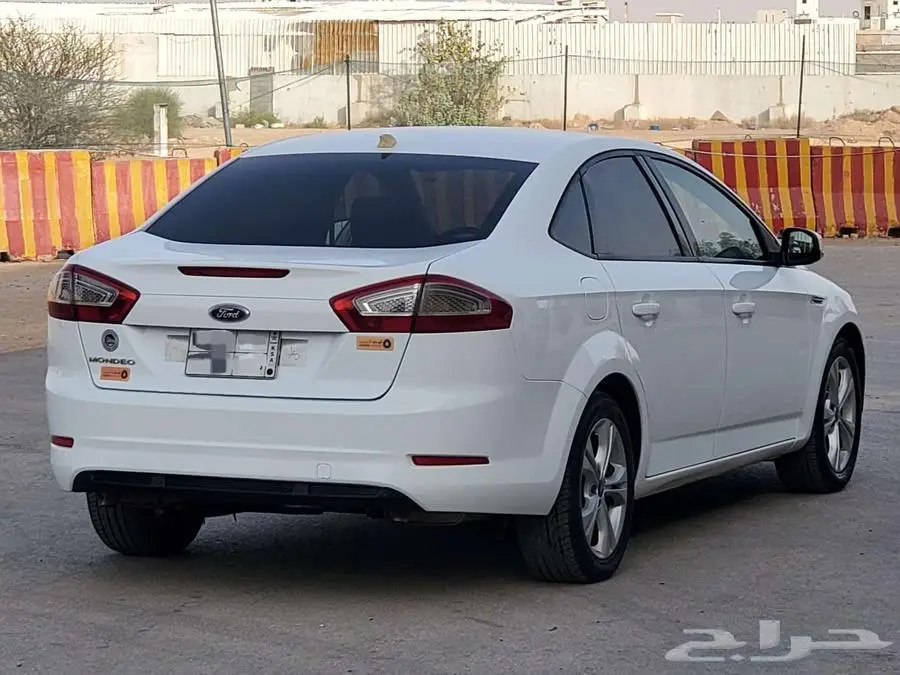 فورد مونديو 2014 3