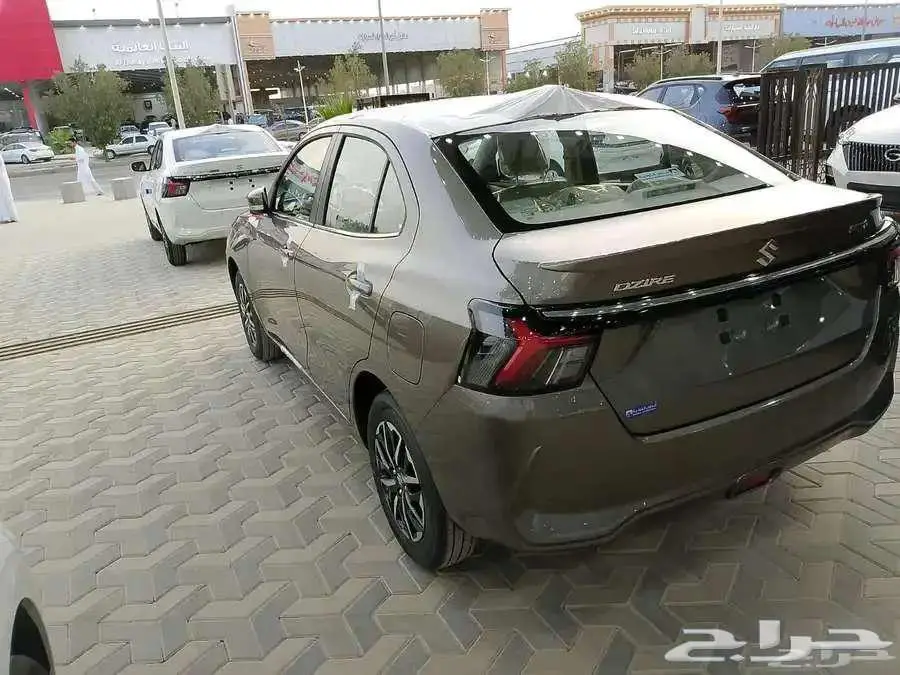 سوزوكى ديزاير ستاندر 2025 الشكل الجديد 0