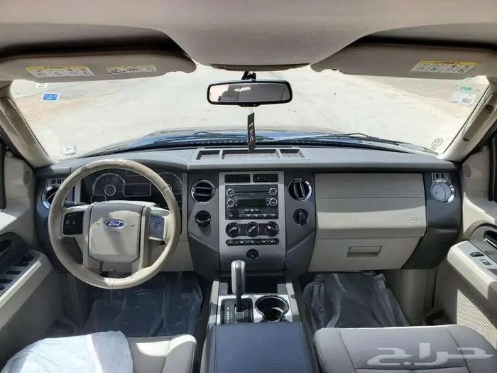 فورد اكسبيدشن 2013 10