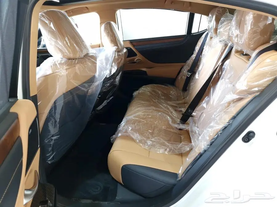 لكزس ES 350 DD فل كامل 2025 -ابيض (257900)باقل الاسعار 5