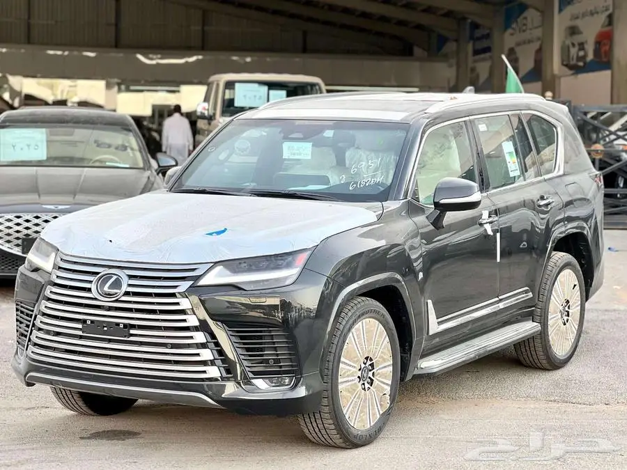 لكزس 600 LX فل كامل 2025 1