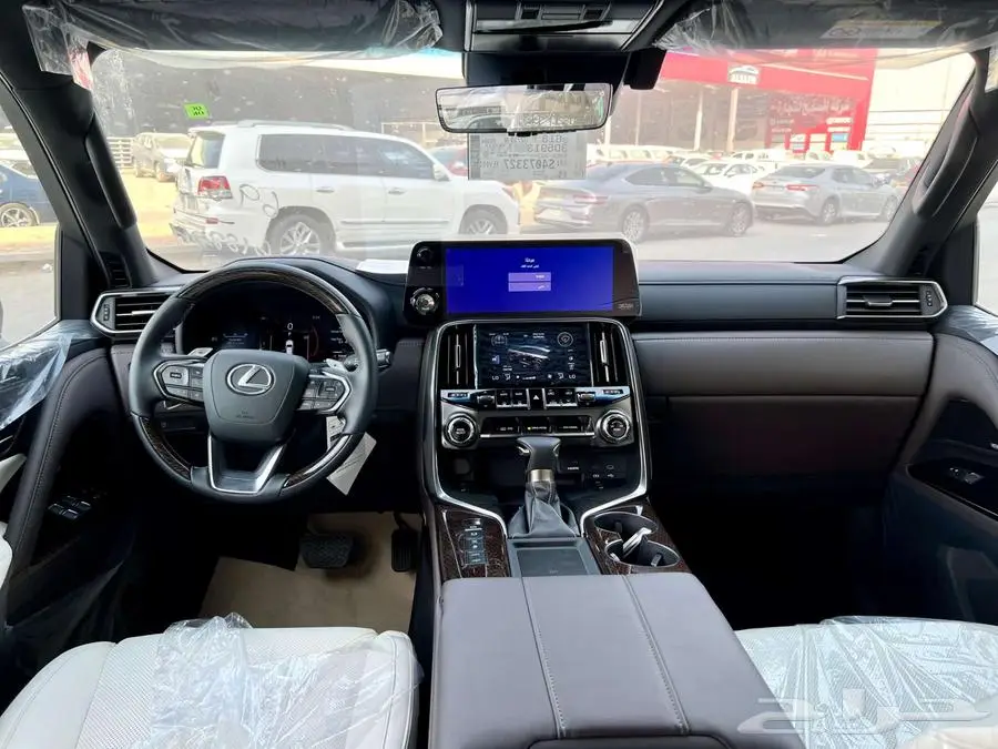 لكزس 600 LX فل كامل 2025 7