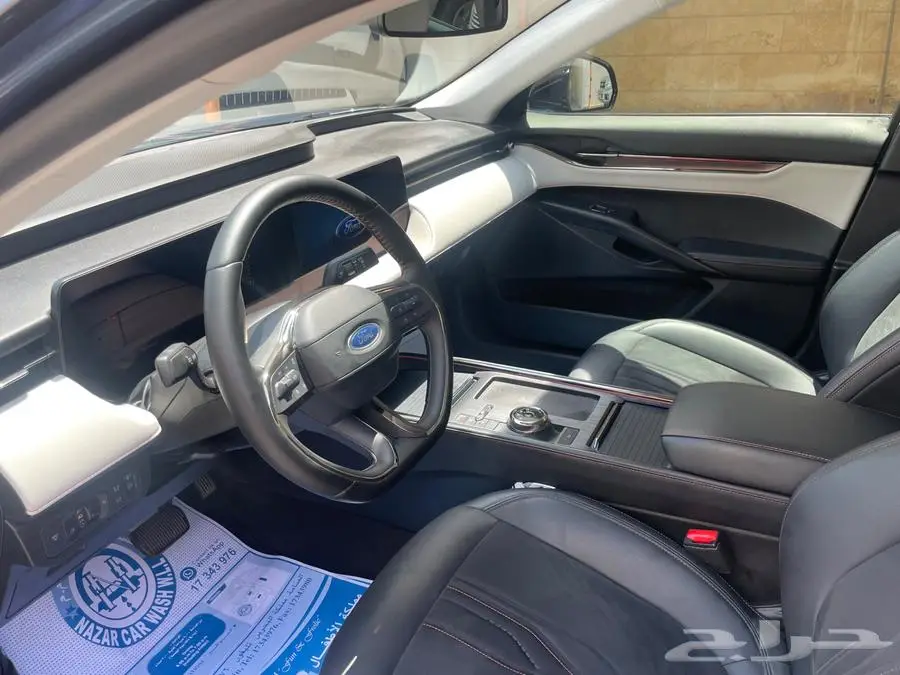 Ford Taurus Titanium - 2023 Full Option 2