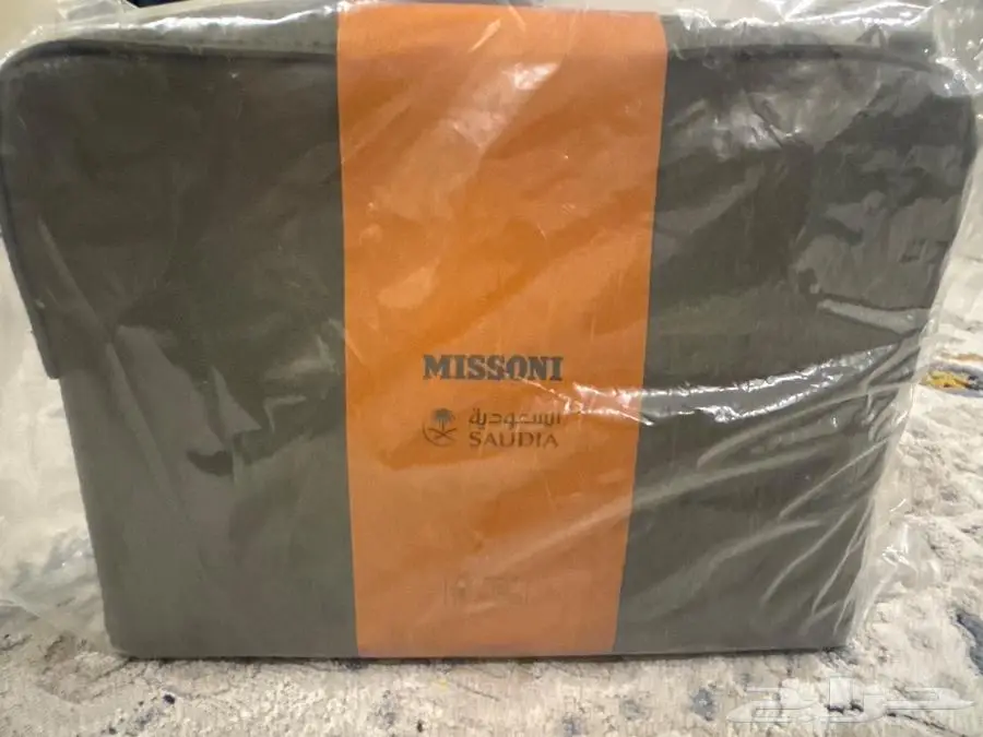 شنطة الخطوط السعودية MISSONI 0