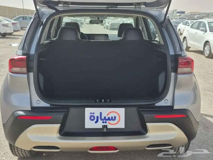 كيا سونيت LX 2023 8