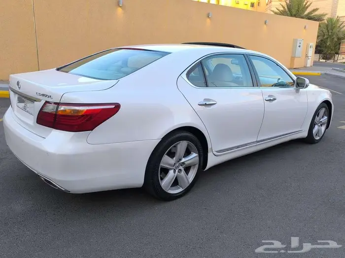 لكزس LS 460 سعودي وكاله للبيع 1