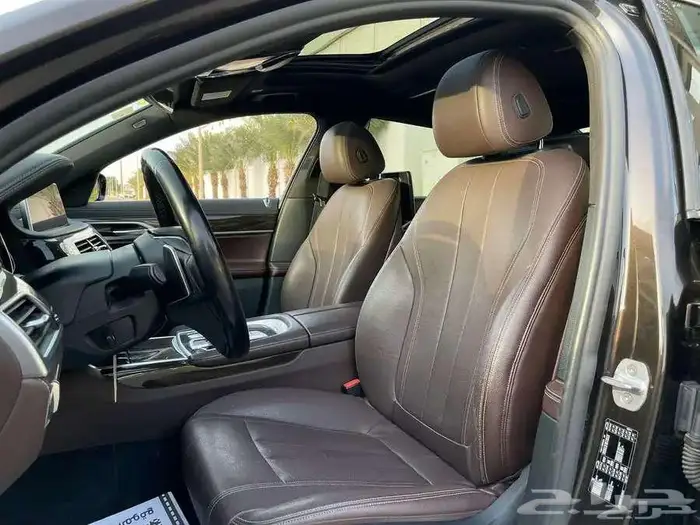 بي ام دابليو BMW 740Li 2018 12