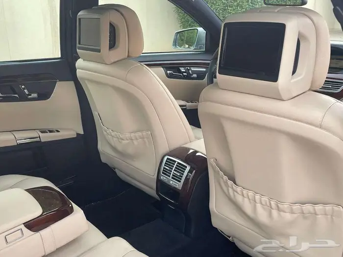مرسيدس بانوراما S300 فضي 2012 ماشي 94 ألف بحالة ممتازة جدا 30