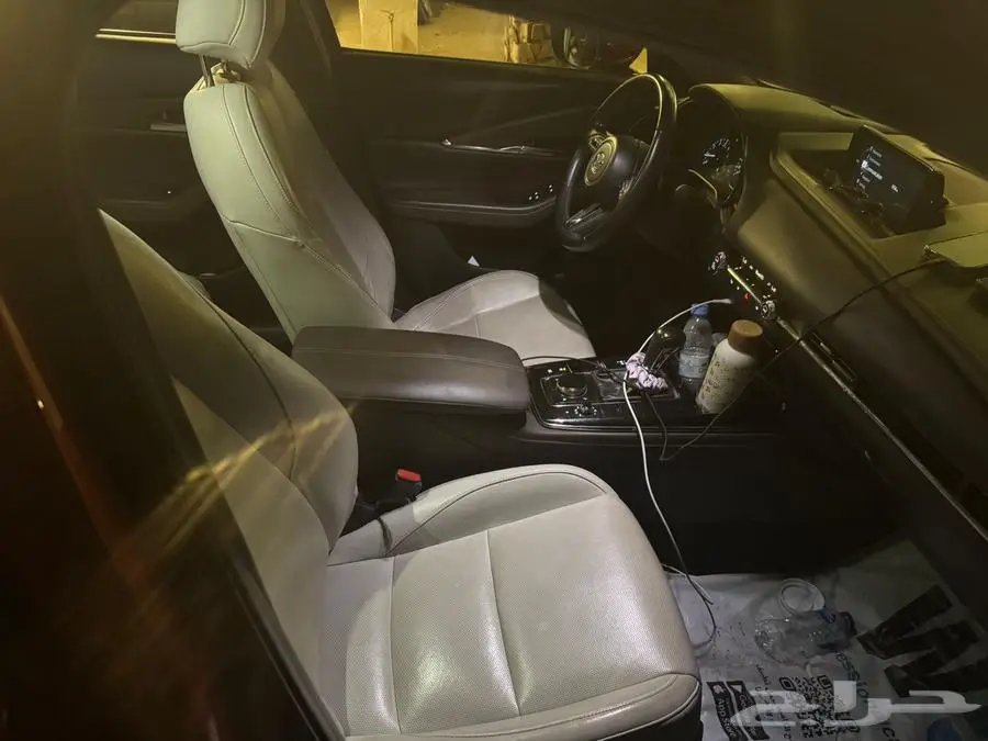 Mazda cx30 فل اوبشن 11