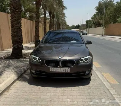 BMW 535I بحالة نظيفة جدا - ممشى قليل - موديل 2011 0