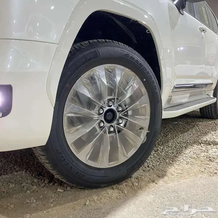 تويوتا لاندكروزر GXR4 بنزين 2025 2
