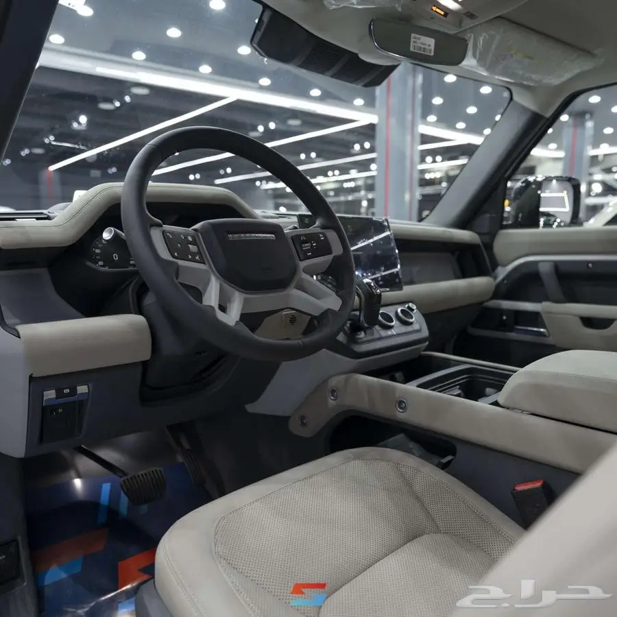 لاندروفر ديفندر SE 90 موديل 2024 6