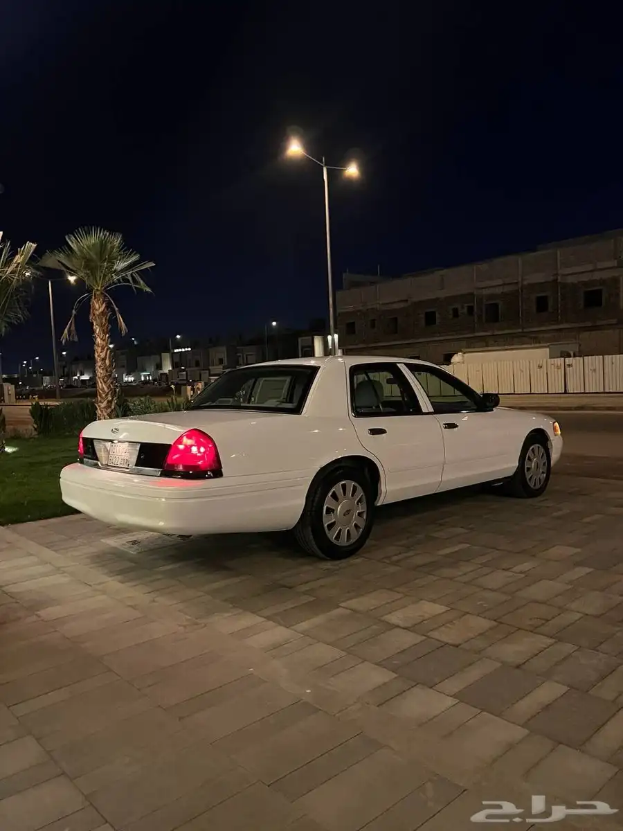 فورد كراون فكتوريا بوليسي 2006 4