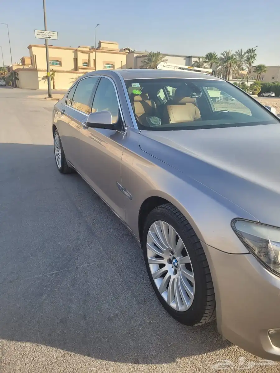 فل كامل للبيع 2010 BMW 3