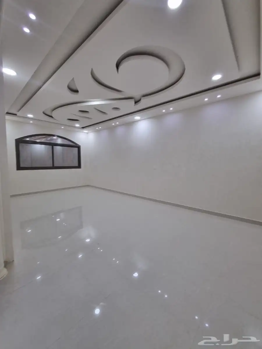 دور وشقتين شمال بريده عرض نادر وممتاز للسكن والاستثمار 14
