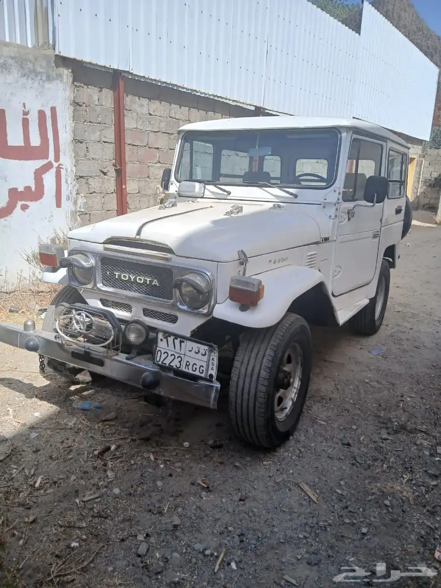 جيب ربع FJ40 موديل 82 مجد الموتر طيب محركاته ممتازه 1