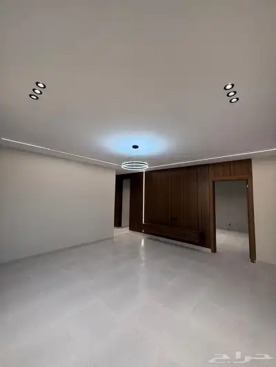 للبيع شقق دور ثاني حي الاخضر 7
