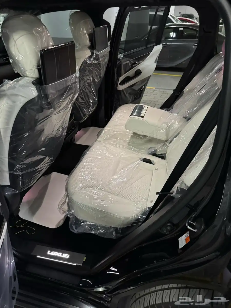 لكزس 2025LX600 13