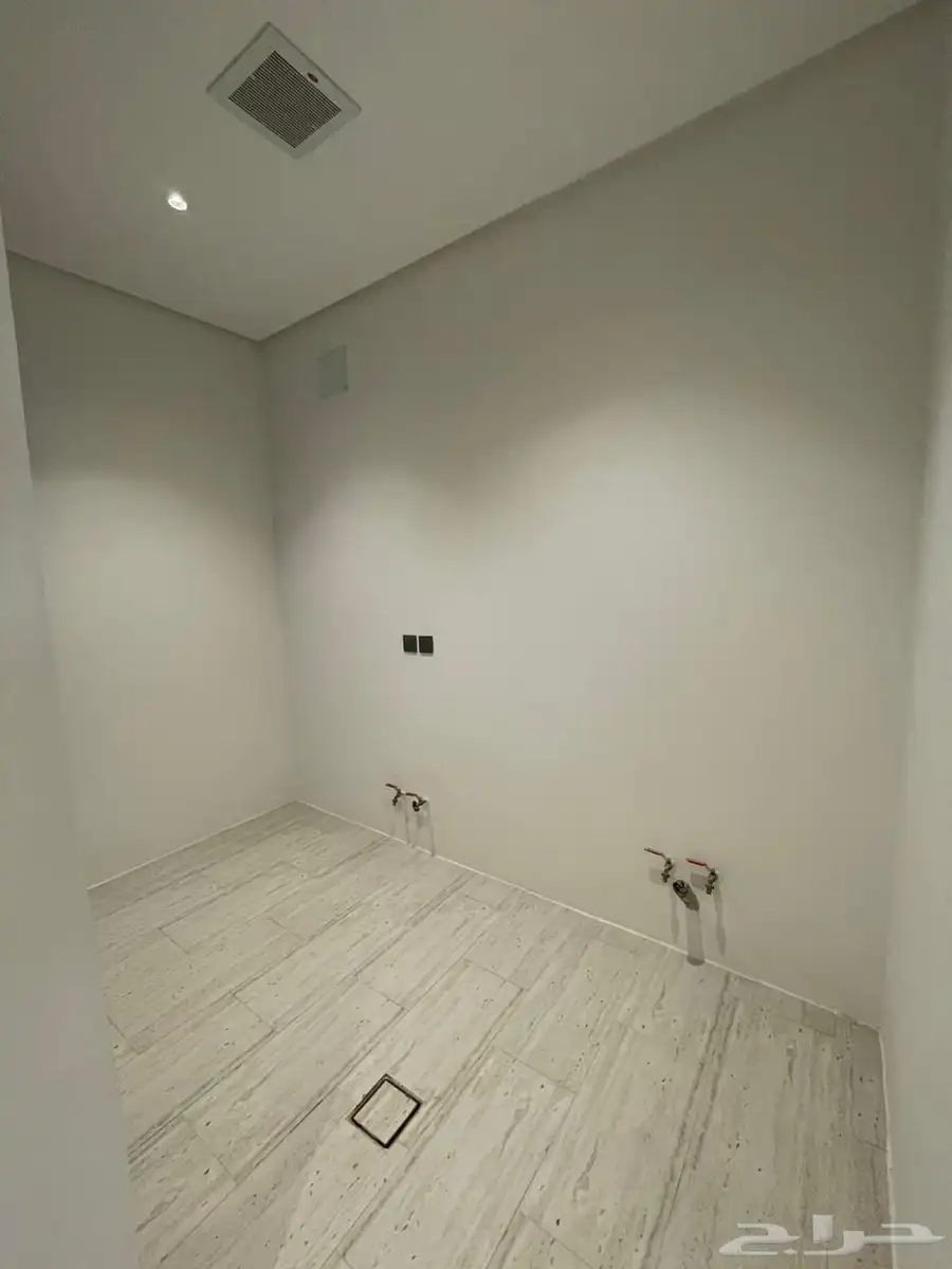 شقه حي الملقا 8