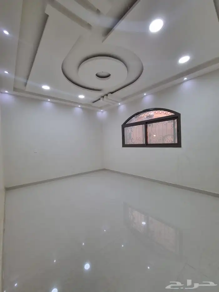 دور وشقتين شمال بريده عرض نادر وممتاز للسكن والاستثمار 9
