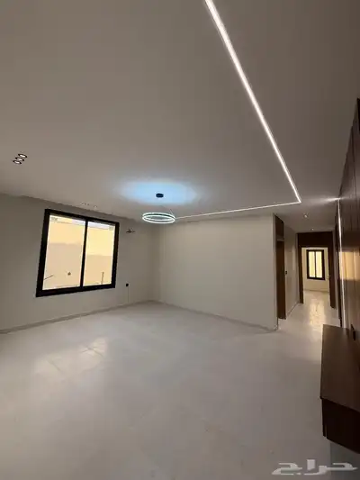 للبيع شقق دور ثاني حي الاخضر 8