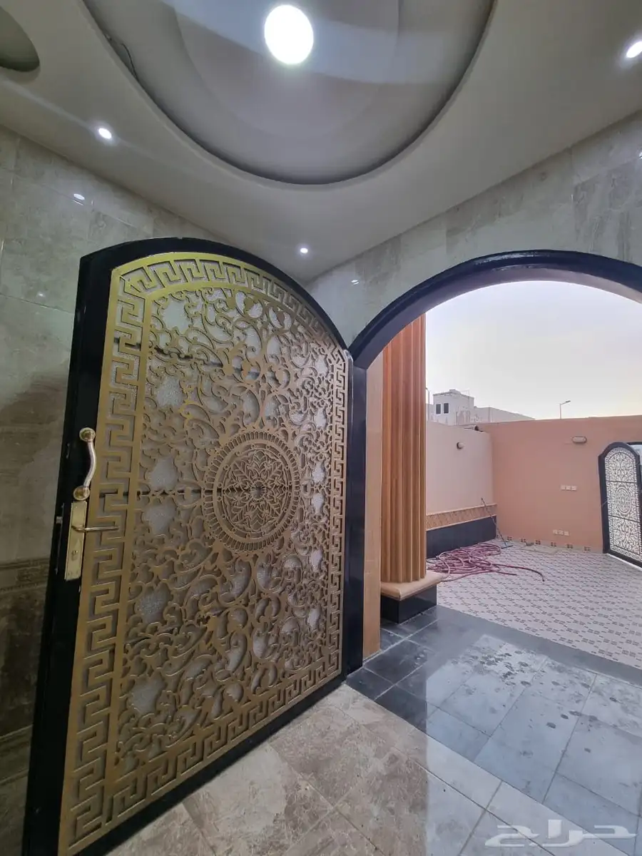 دور وشقتين شمال بريده عرض نادر وممتاز للسكن والاستثمار 7