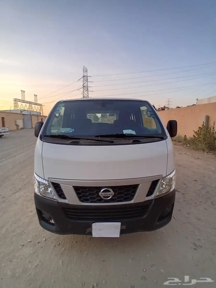 باص نيسان 15 راكب موديل 2016 0