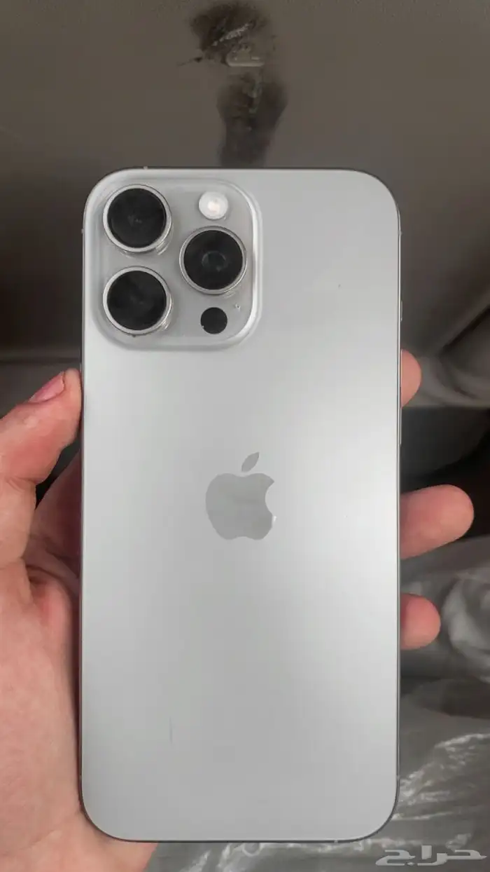 ايفون 16 برو ماكس 3