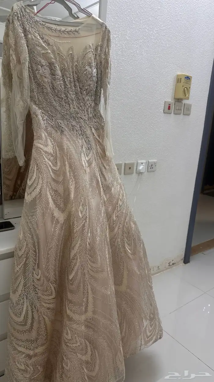 فستان استعمال يوم واحد فقط و ساعات معدوده 5