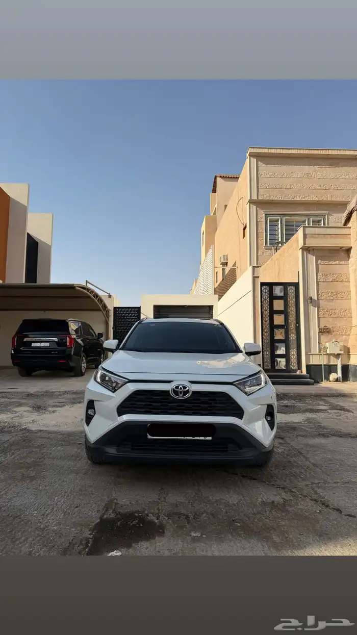 للبيع تيوتا راف فور 2