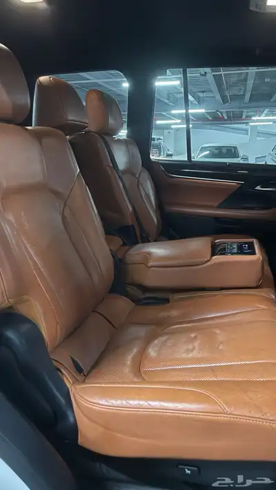 LEXUS LX570 2016 23