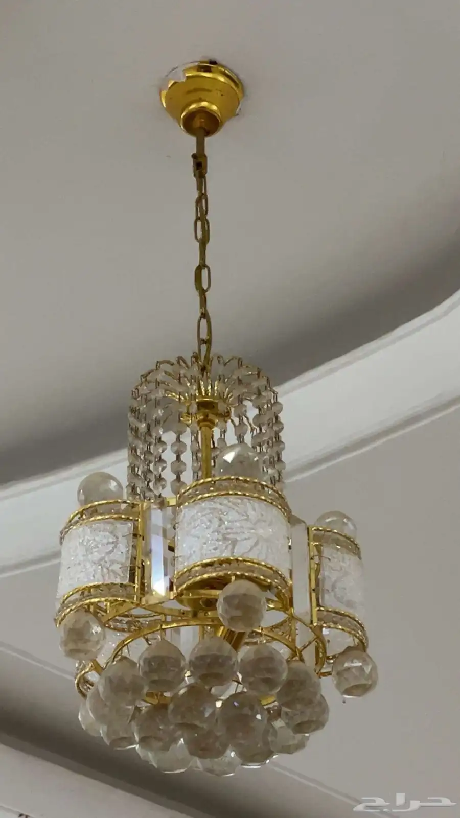 اثاث وثريات 0