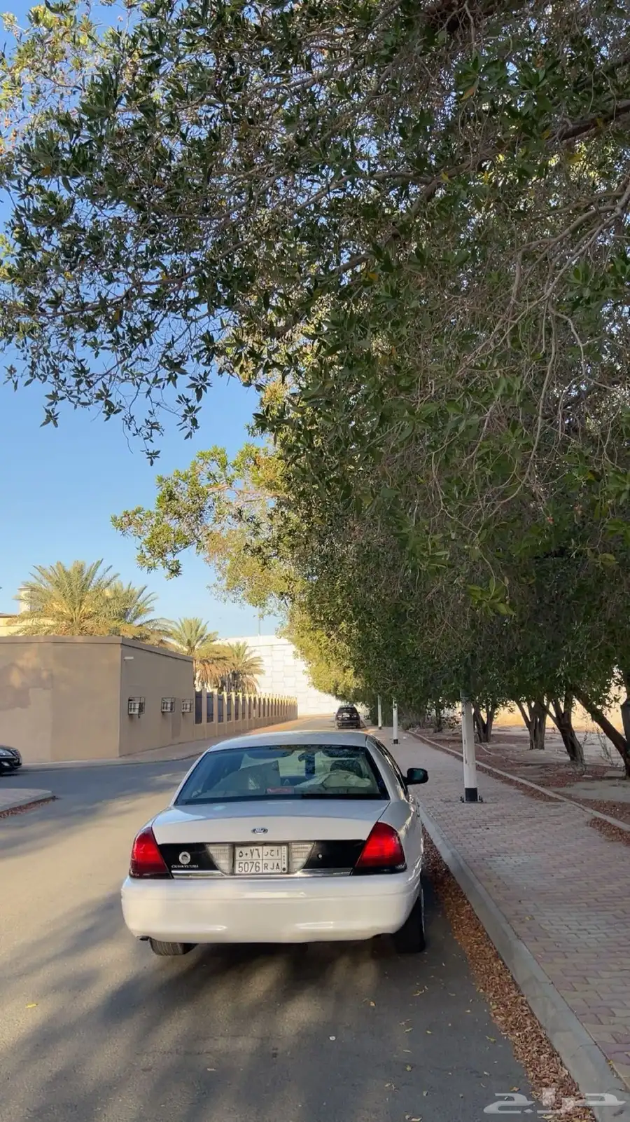 فورد فكتوريا 4