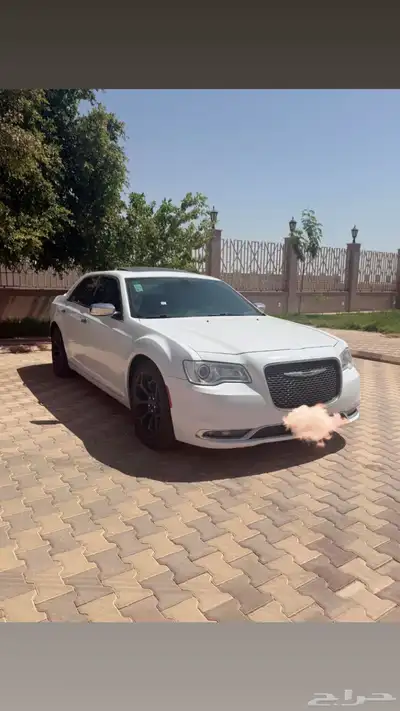كرايزلر 2016 300c 4