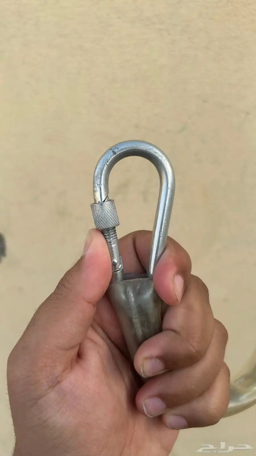 مصلب جداري للخيول 7