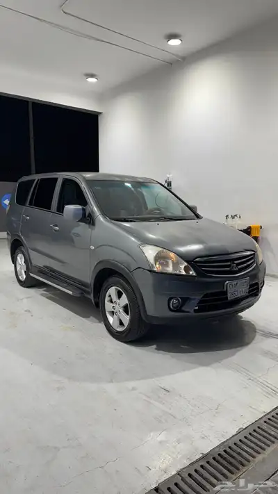 متسيوبيشي Z7 موديل 2015 1